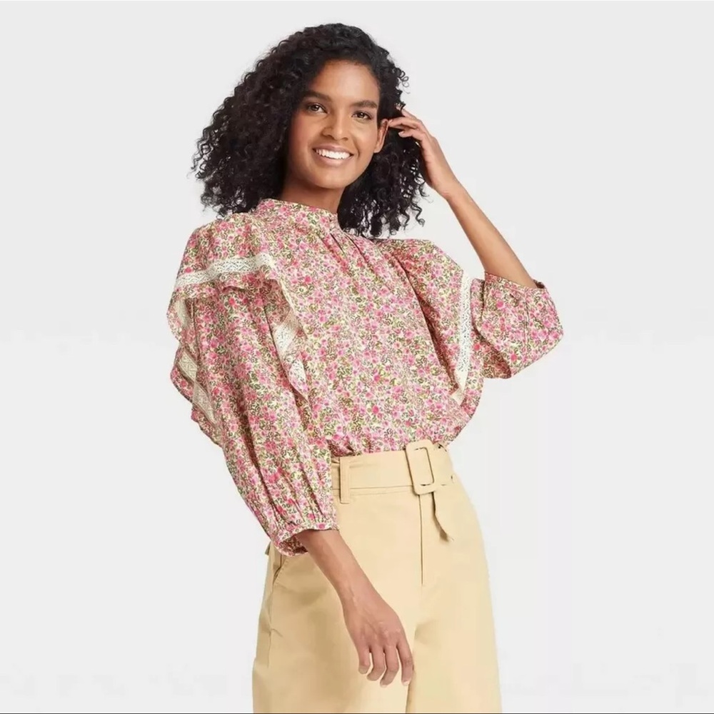Who What Wear Peasant Romantic Floral Blouse Sz M Pink Cream Puff Ruffle Sleeves